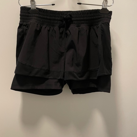 MPG Black Athletic Shorts with Elastic Waistband and Double-Layer Design - Picture 1 of 6